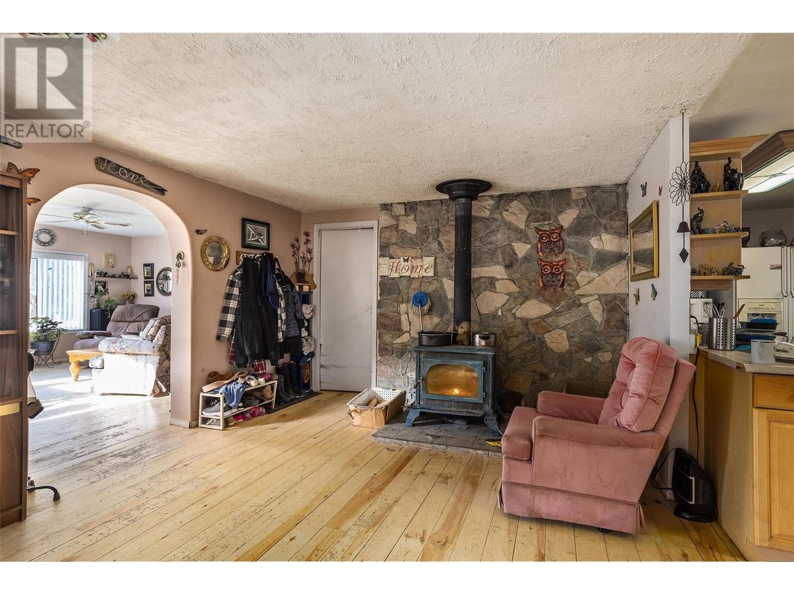 85 Ernest Avenue photo 4