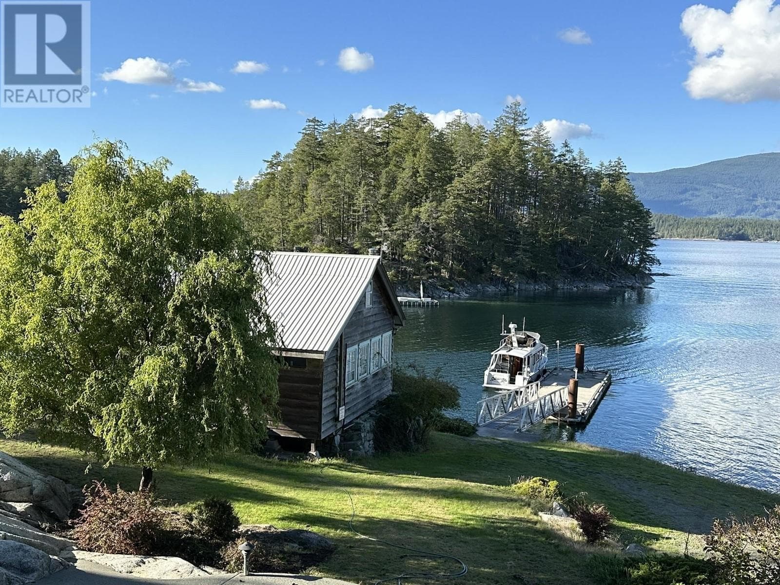 4355 BLIND BAY SHORELINE photo 5