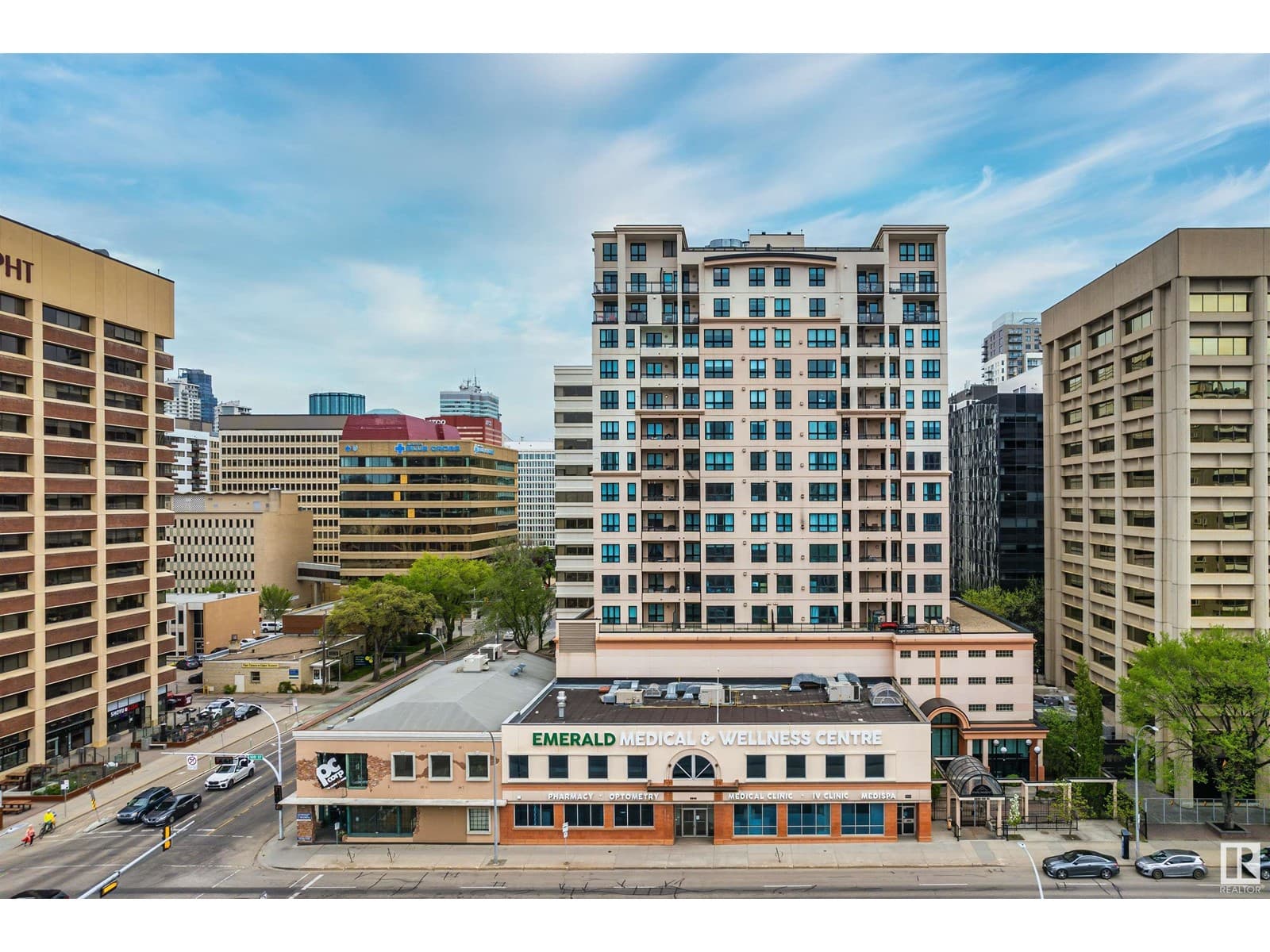 #1801 9939 109 ST NW