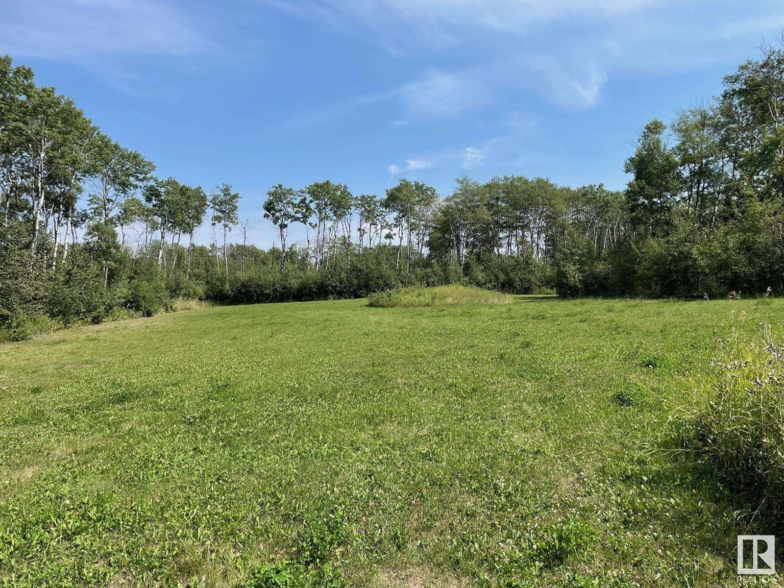 42026 TWP RD 614 — photo 2