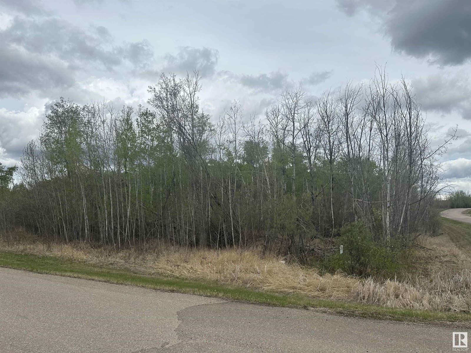 111 62212 Rge Rd 412