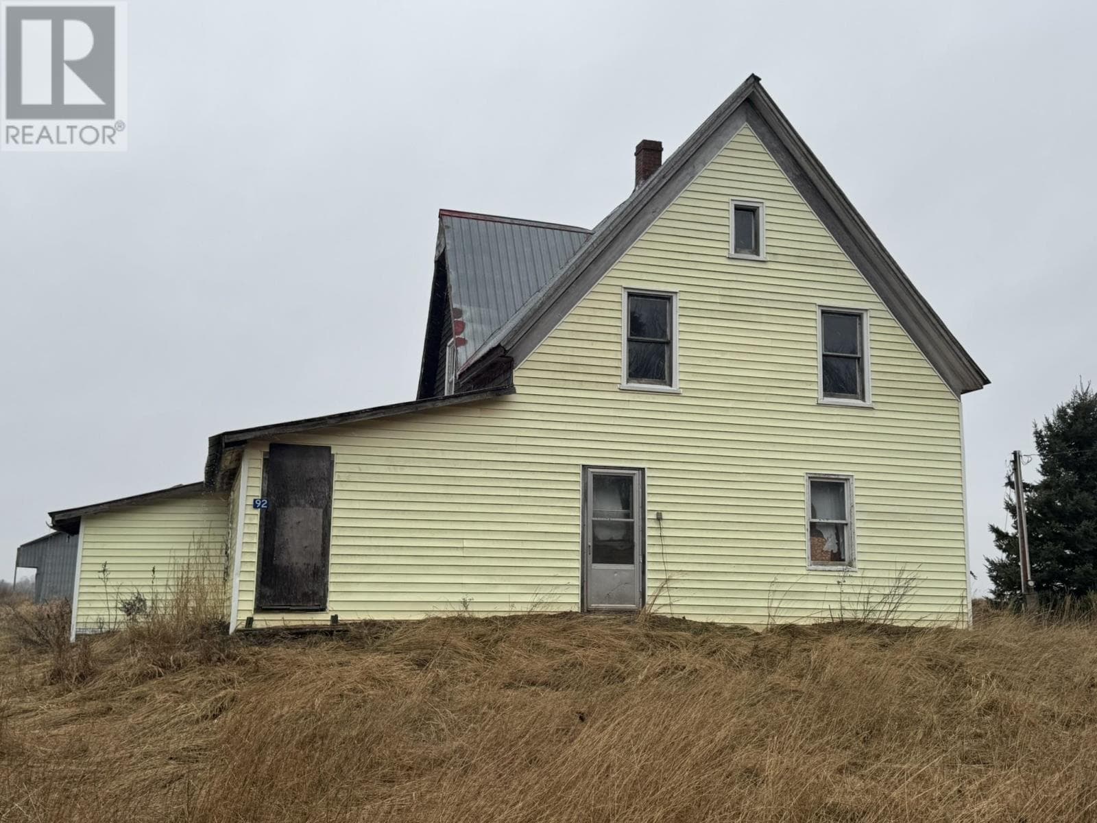 single family at 92 Lecky Road — $195,000