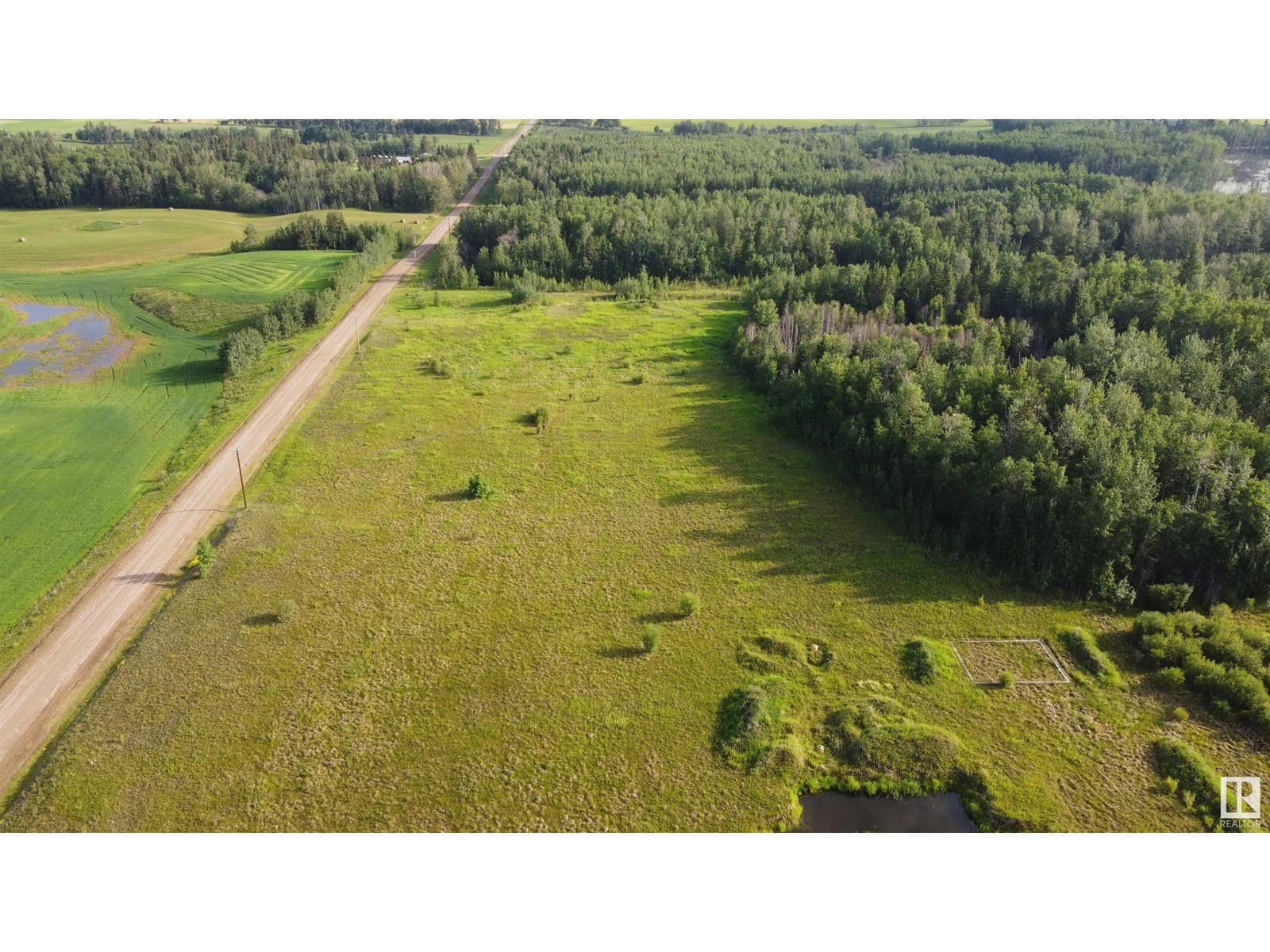 R.R. 42 HWY 43 — photo 2