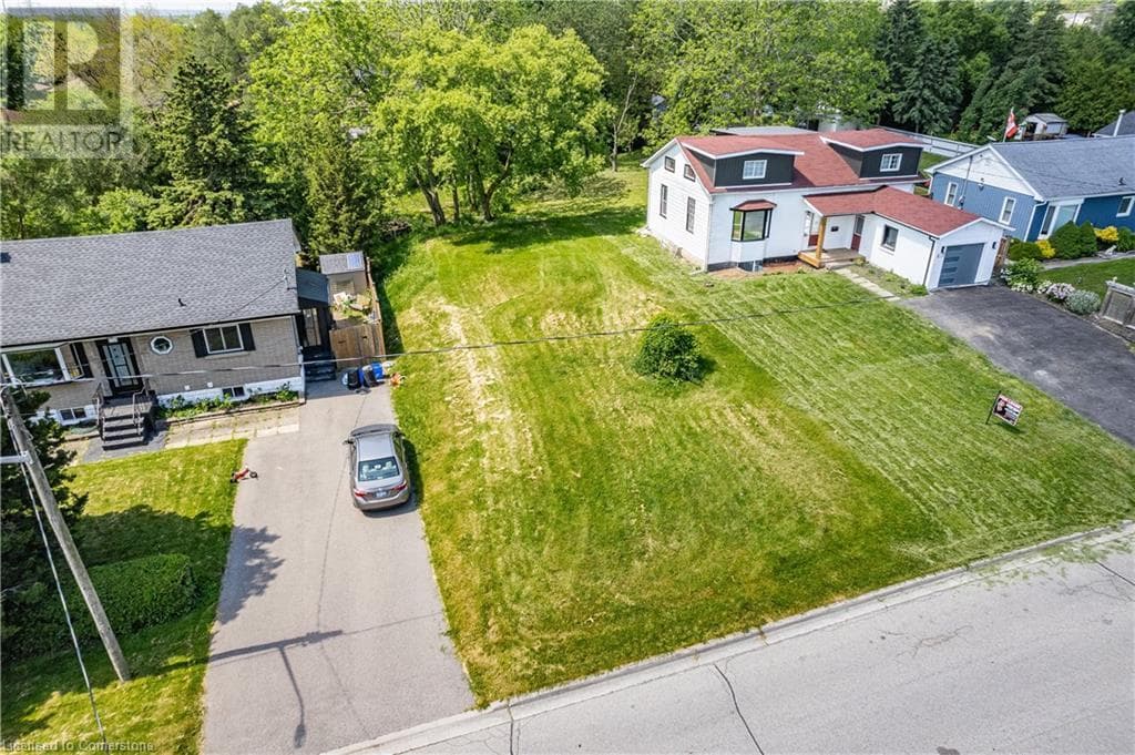 1142 FISHER Avenue photo 2