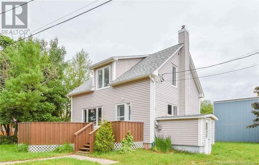 5 bed 2 bath single family at 142 5 Eme Rue — $199,900