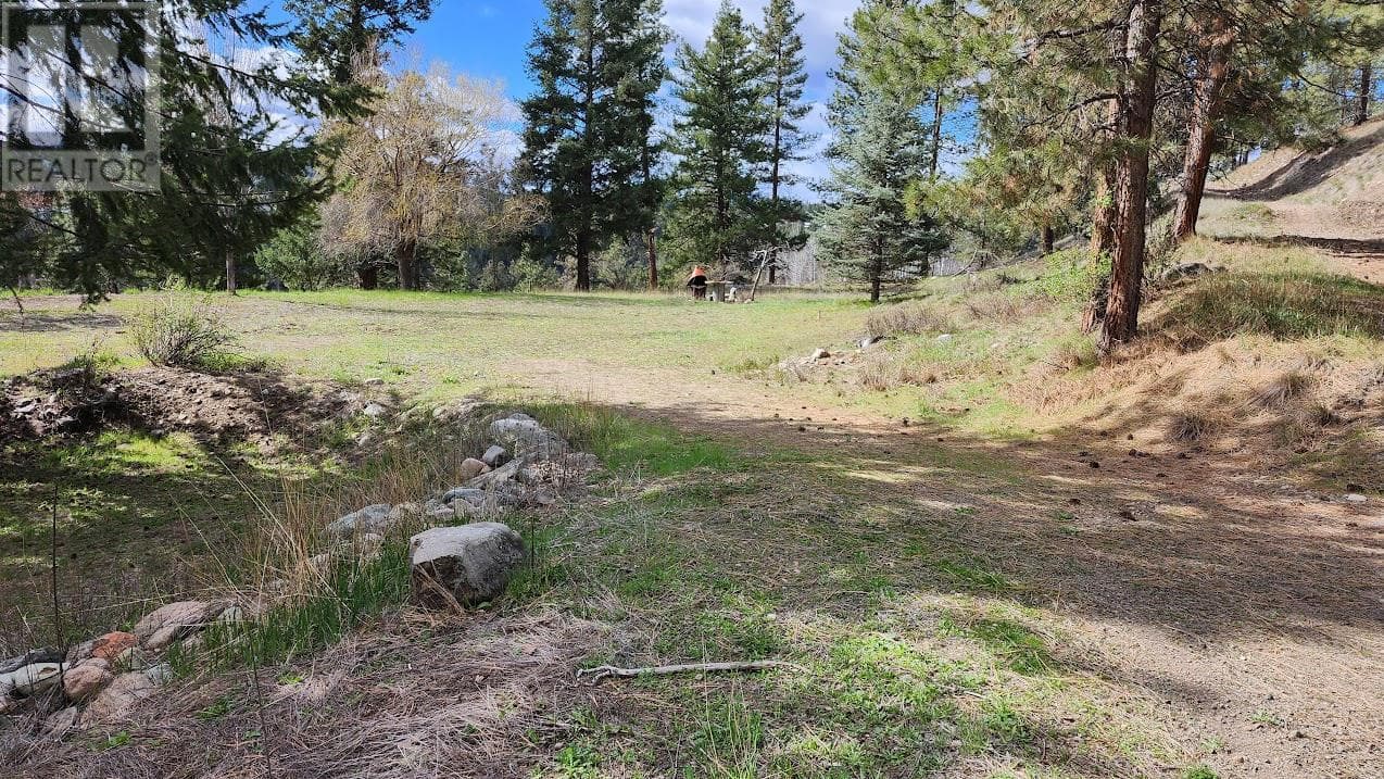 306 Jacobson Road photo 2