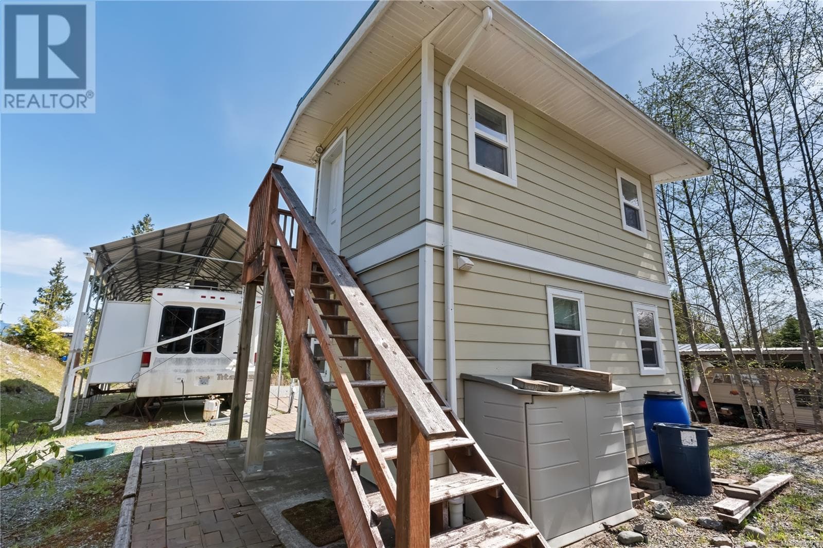 1181 Seventh Ave photo 3
