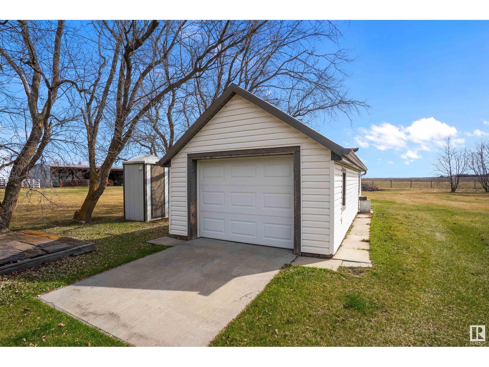 49229 Range Rd 263 — photo 3