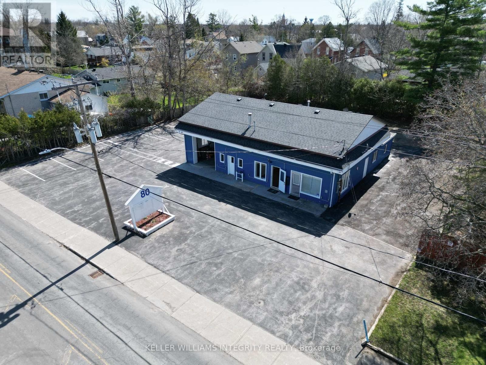 80 TOWNLINE ROAD W photo 2