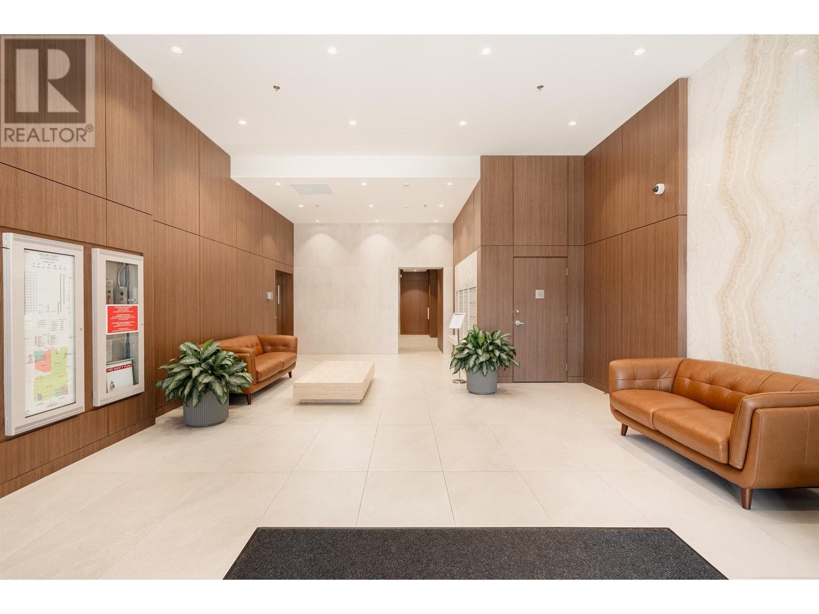 711 6655 BUSWELL STREET photo 2