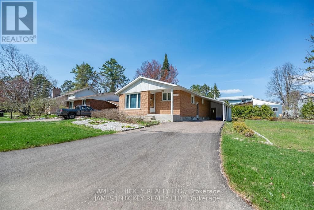 4 bed 1 bath single family at 11 HAMMOND COURT — $379,900