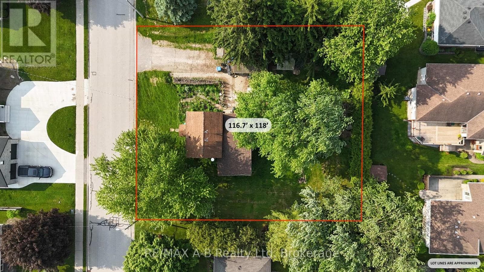 86 SALINA STREET N photo 3