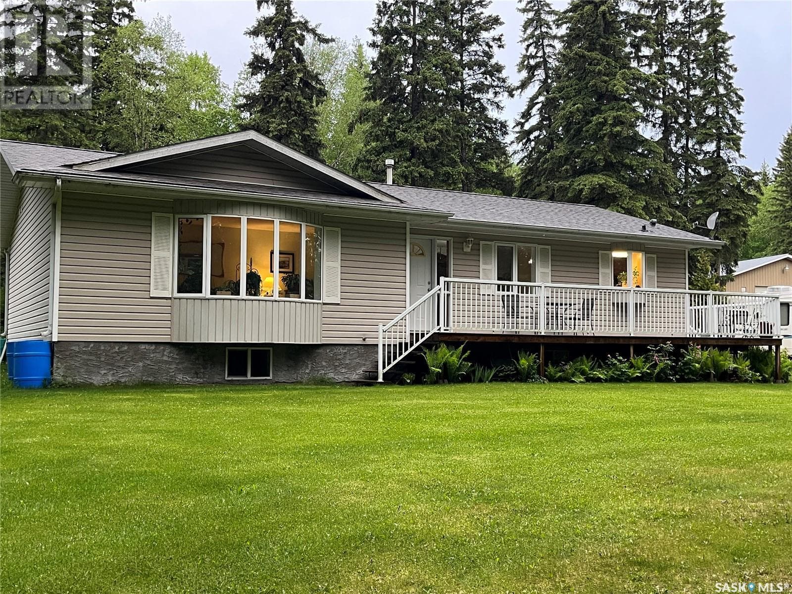 4 bed 4 bath single family at 5 Buckingham TRAIL — $559,900