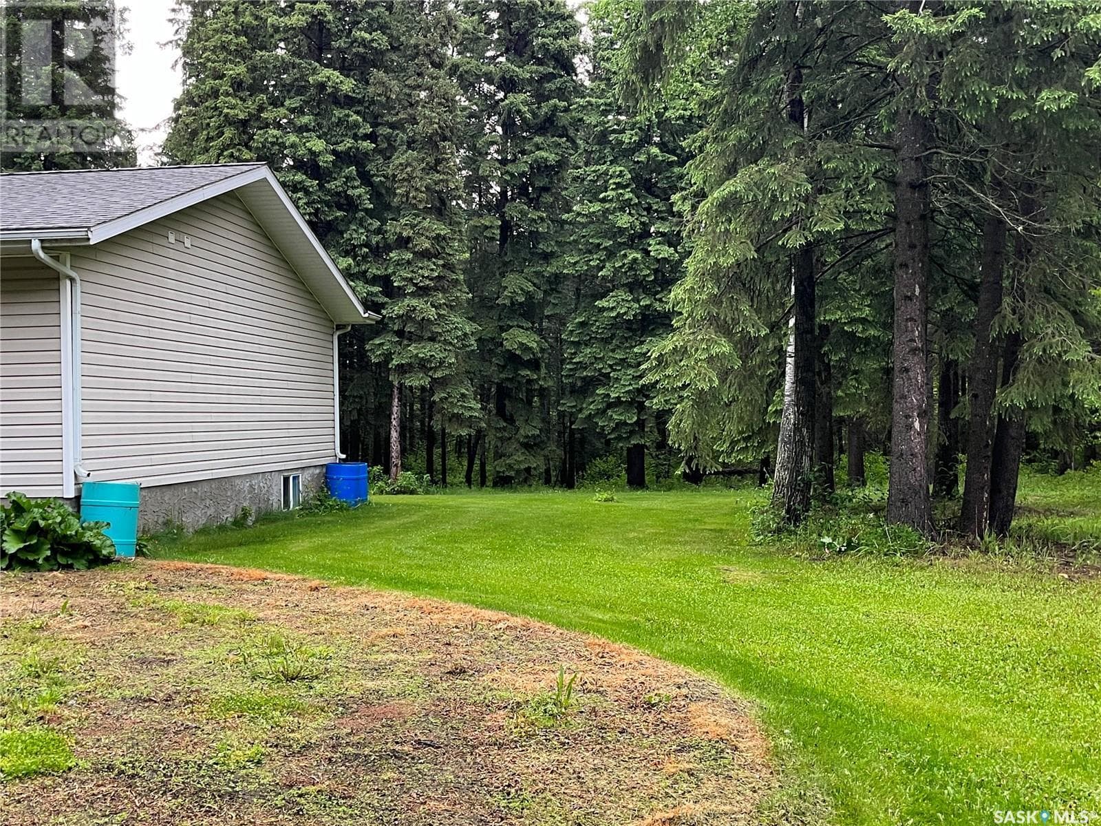 5 Buckingham TRAIL photo 3