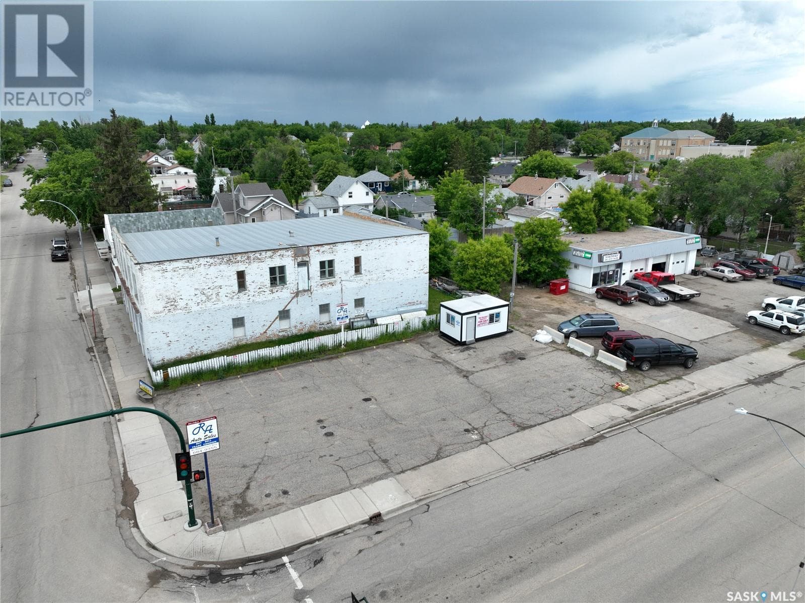 401 Lillooet STREET W