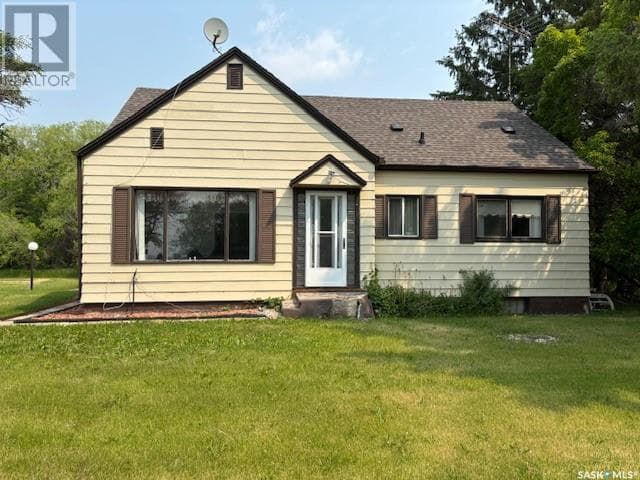 4 bed 1 bath single family at Chernoff Acreage — $199,000