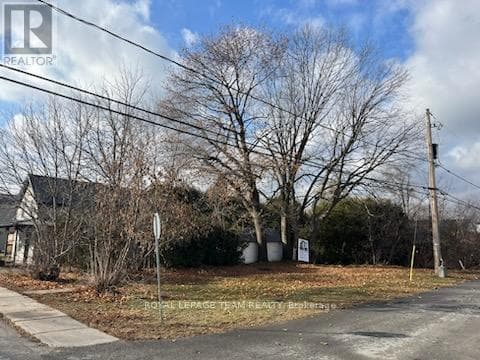 vacant land at 117 OXFORD STREET EAST STREET N — $224,900