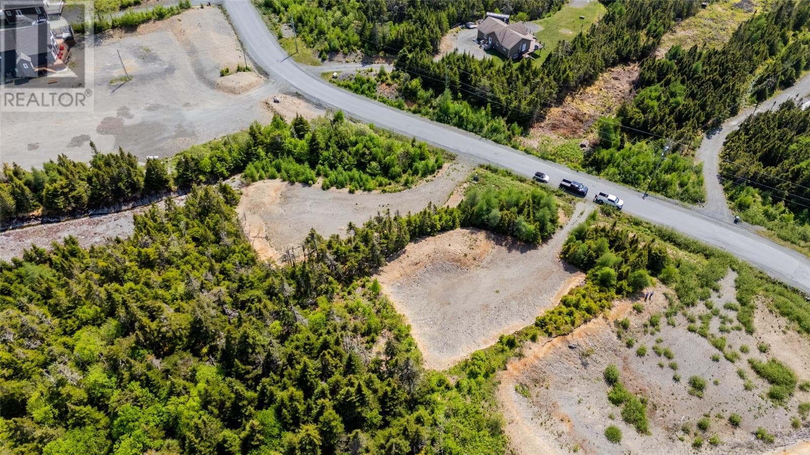 92 Amber Drive photo 2