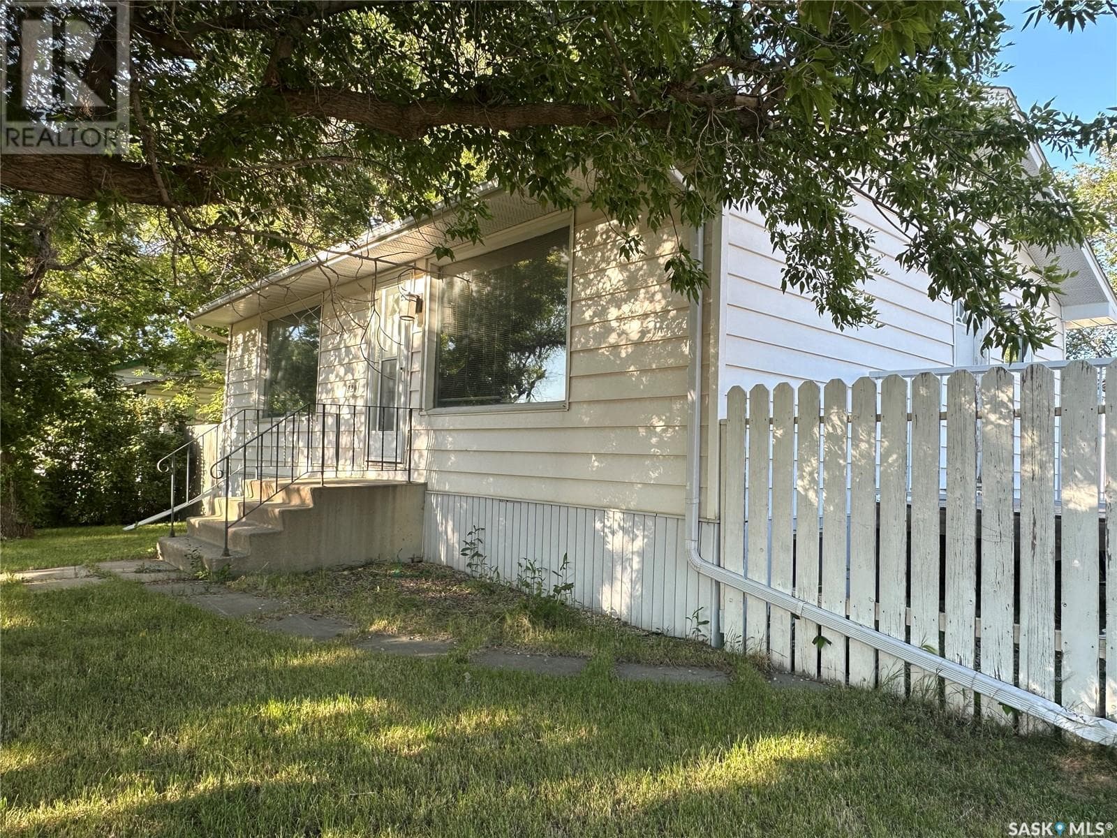 320 Government ROAD