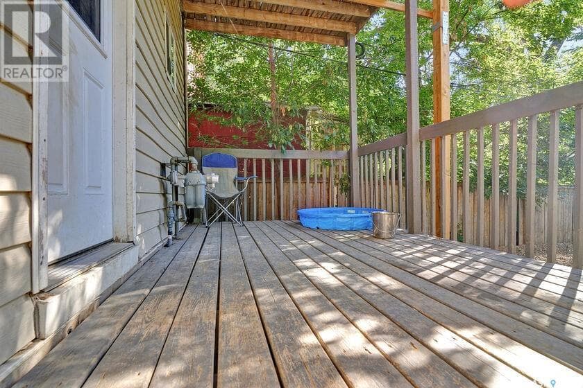 2258 Osler STREET — photo 3