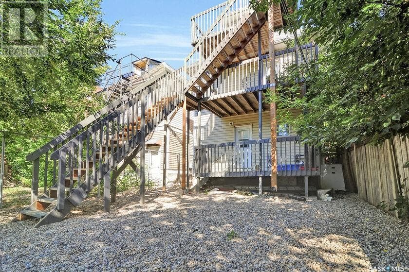 2258 Osler STREET — photo 4