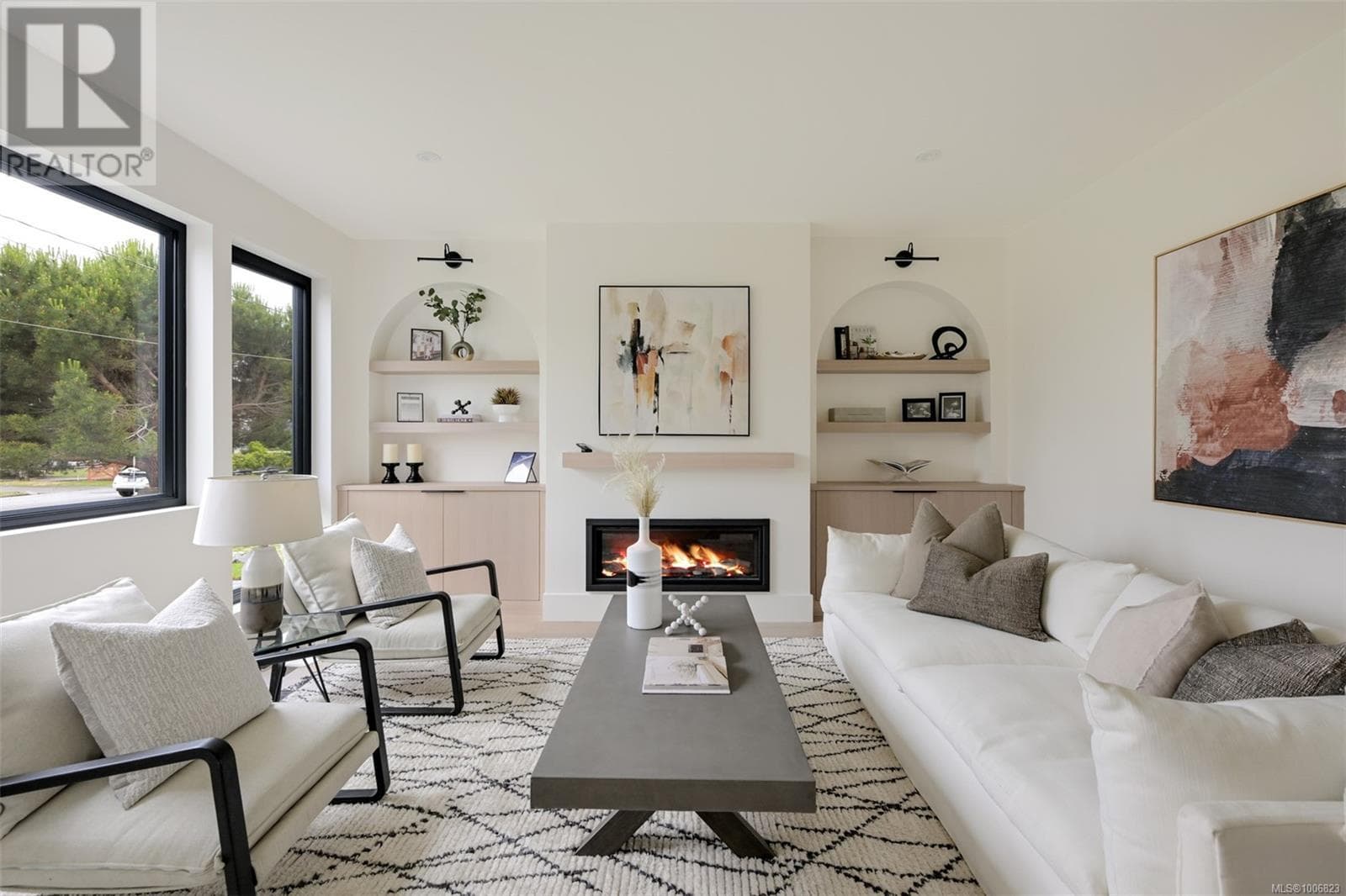 1624 Warren Gdns photo 4