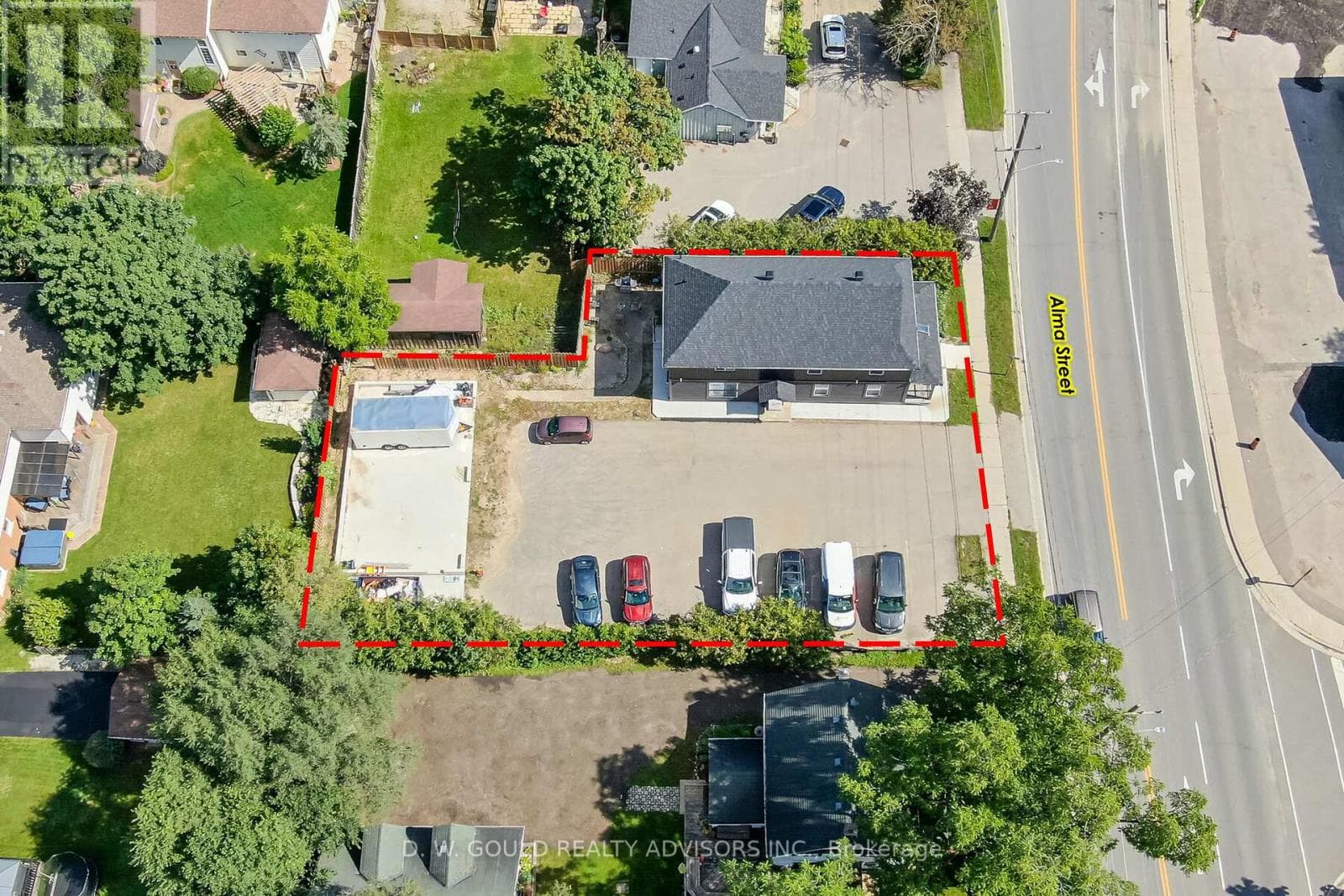118 ALMA STREET photo 4