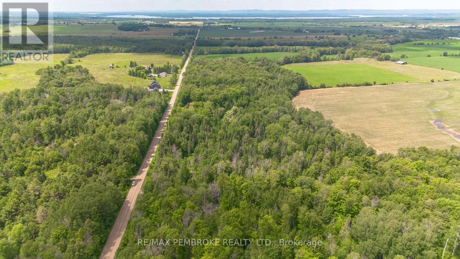 3068 MCLAUGHLIN ROAD photo 4