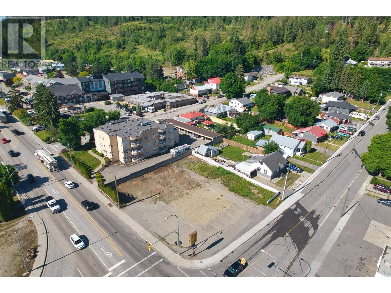 606 George Street photo 5