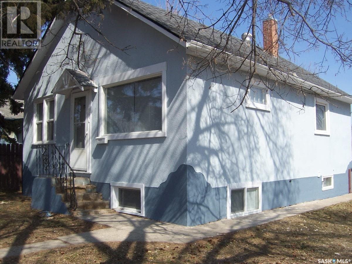 630 5Th AVENUE E — photo 2