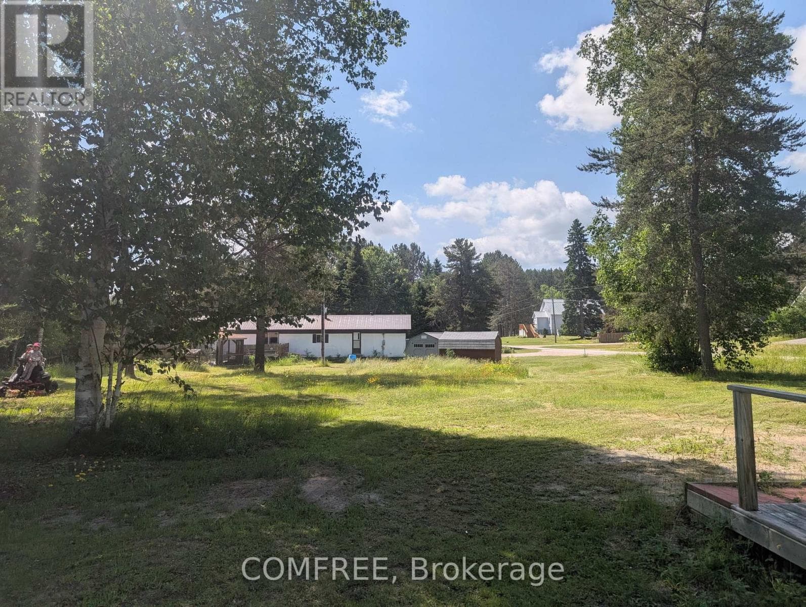 38 BOULTER LAKE ROAD photo 3