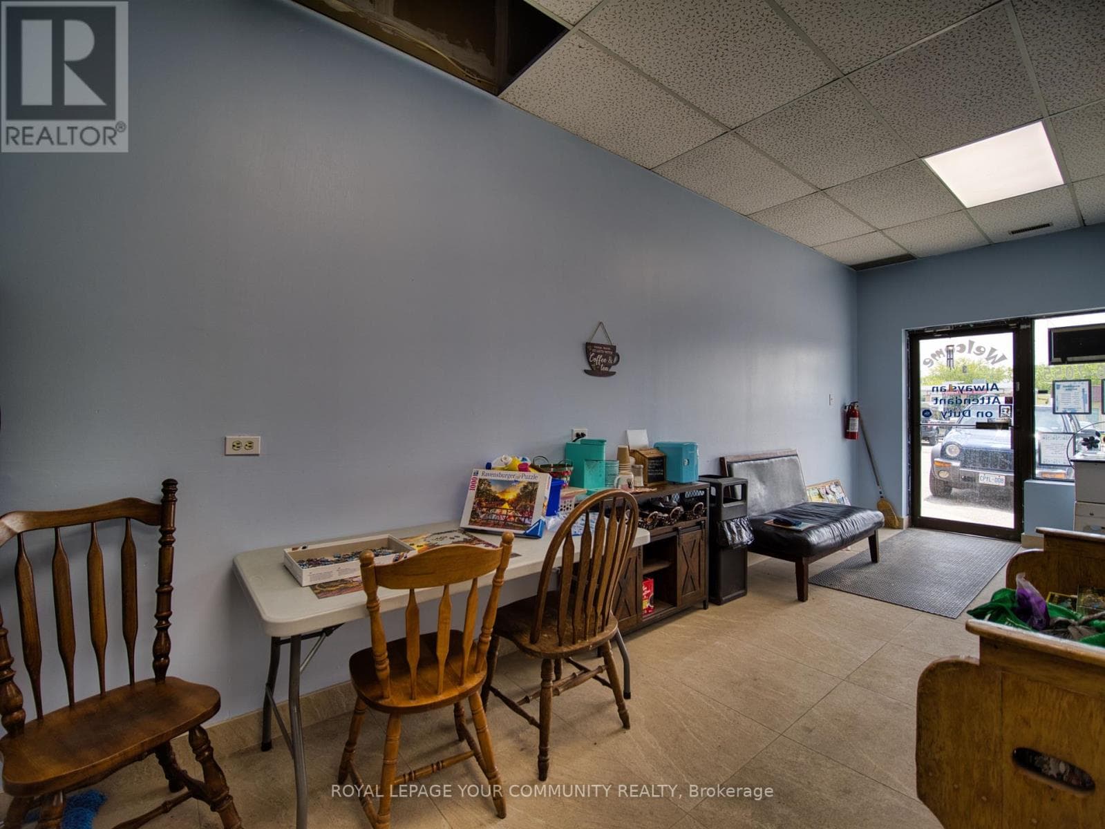 190 SIMCOE AVENUE photo 4