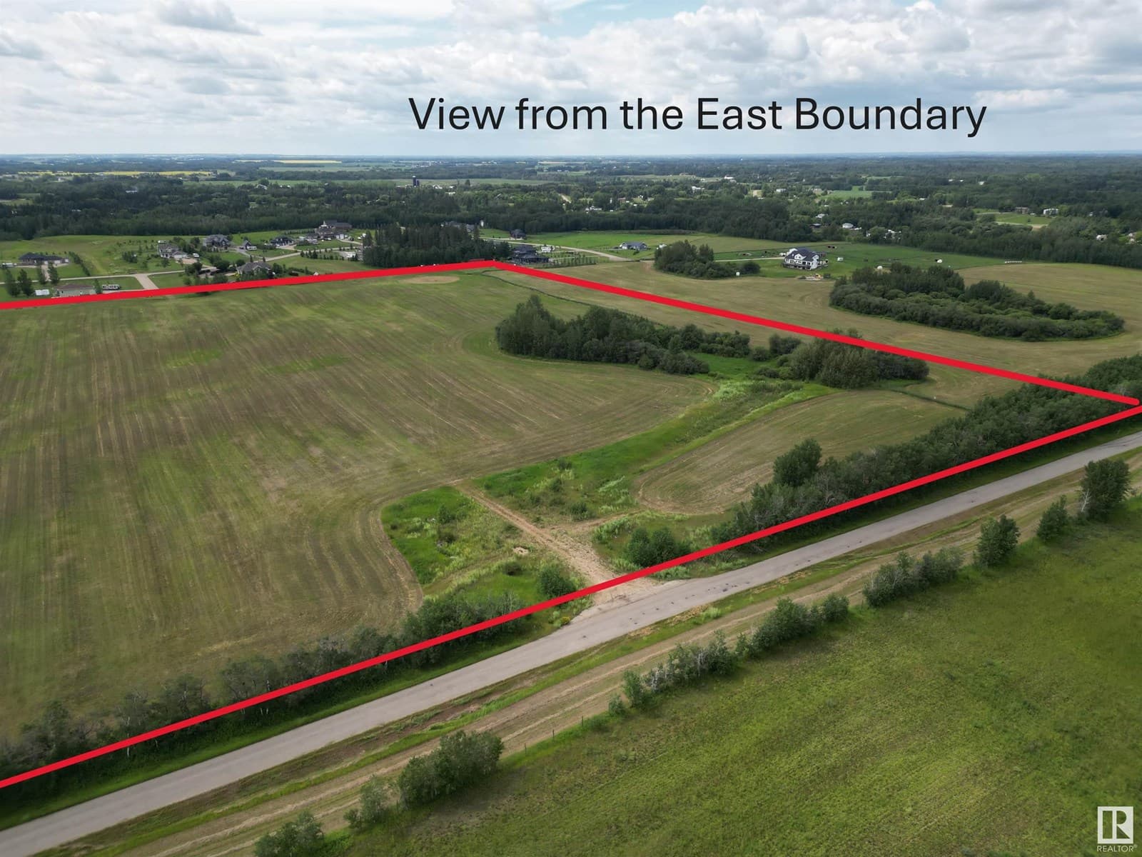 51108 Rge Road 265 photo 2