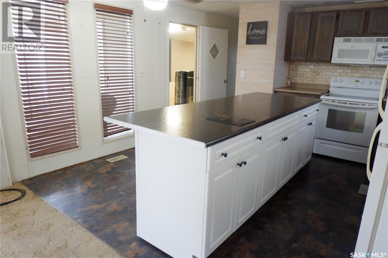 67 Sunrise ESTATES — photo 4