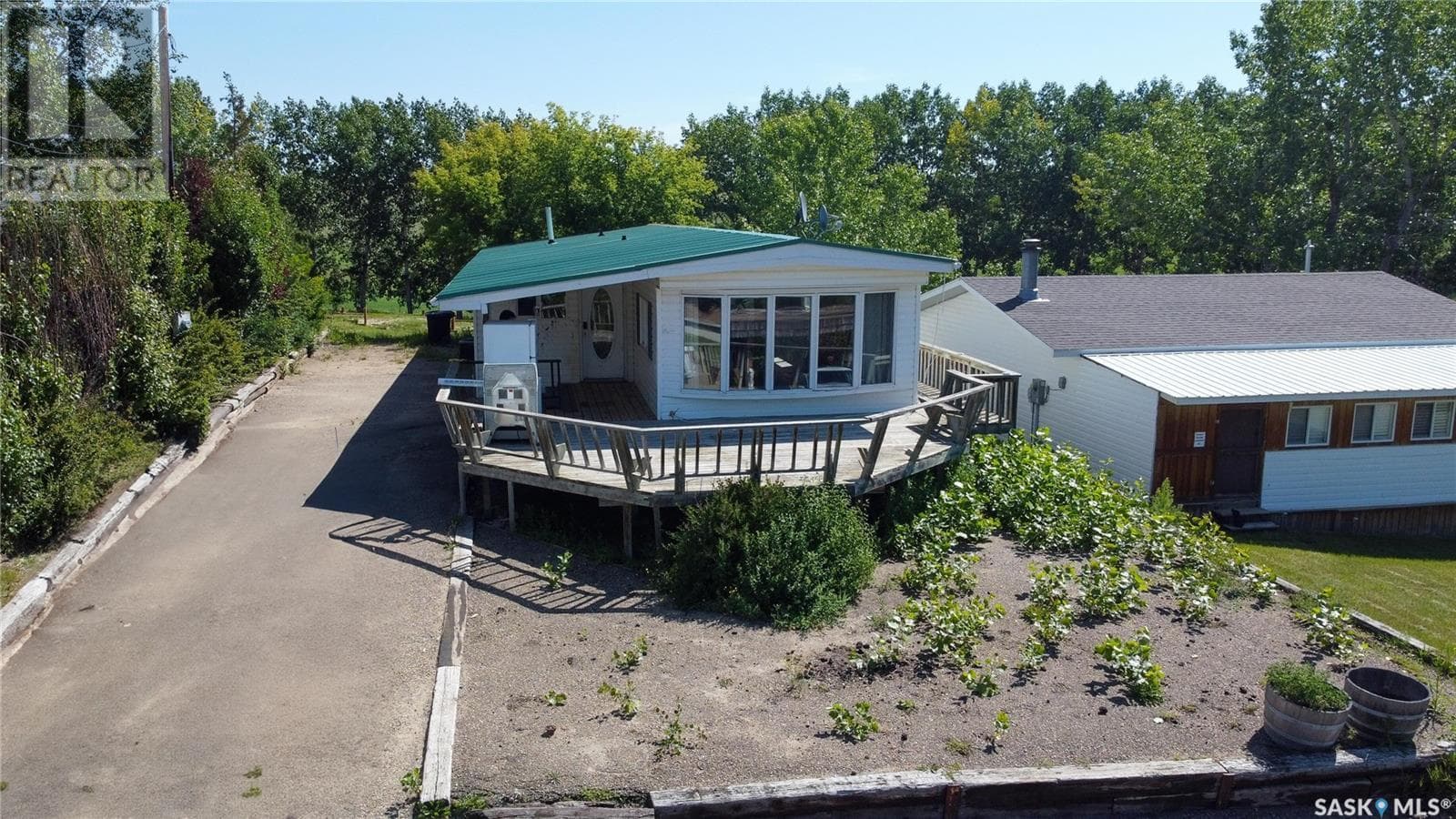 12 Highland AVENUE