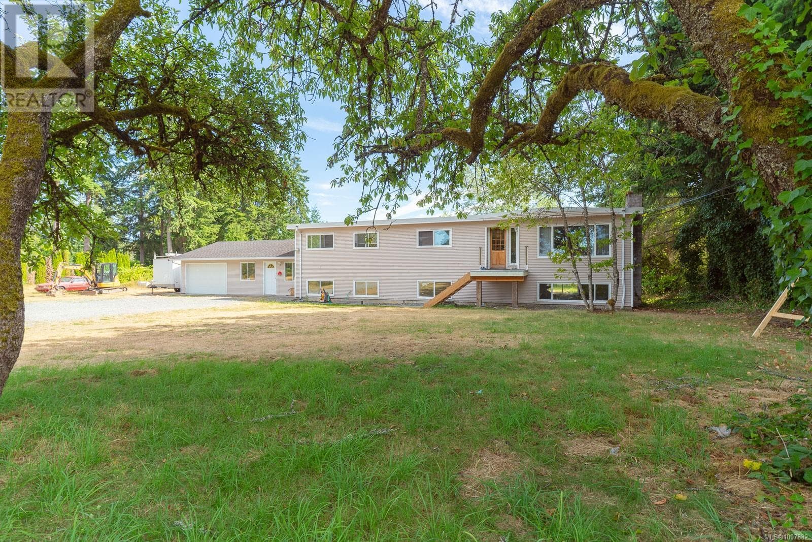 3 bed 2 bath single family at 7405 Lantzville Rd — $3,799,000