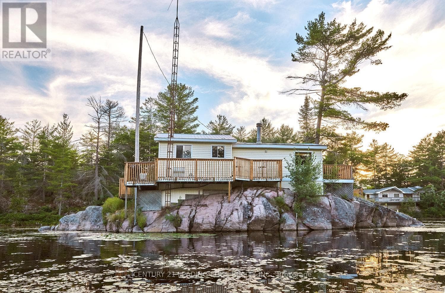 3402 ISLAND 340 photo 3