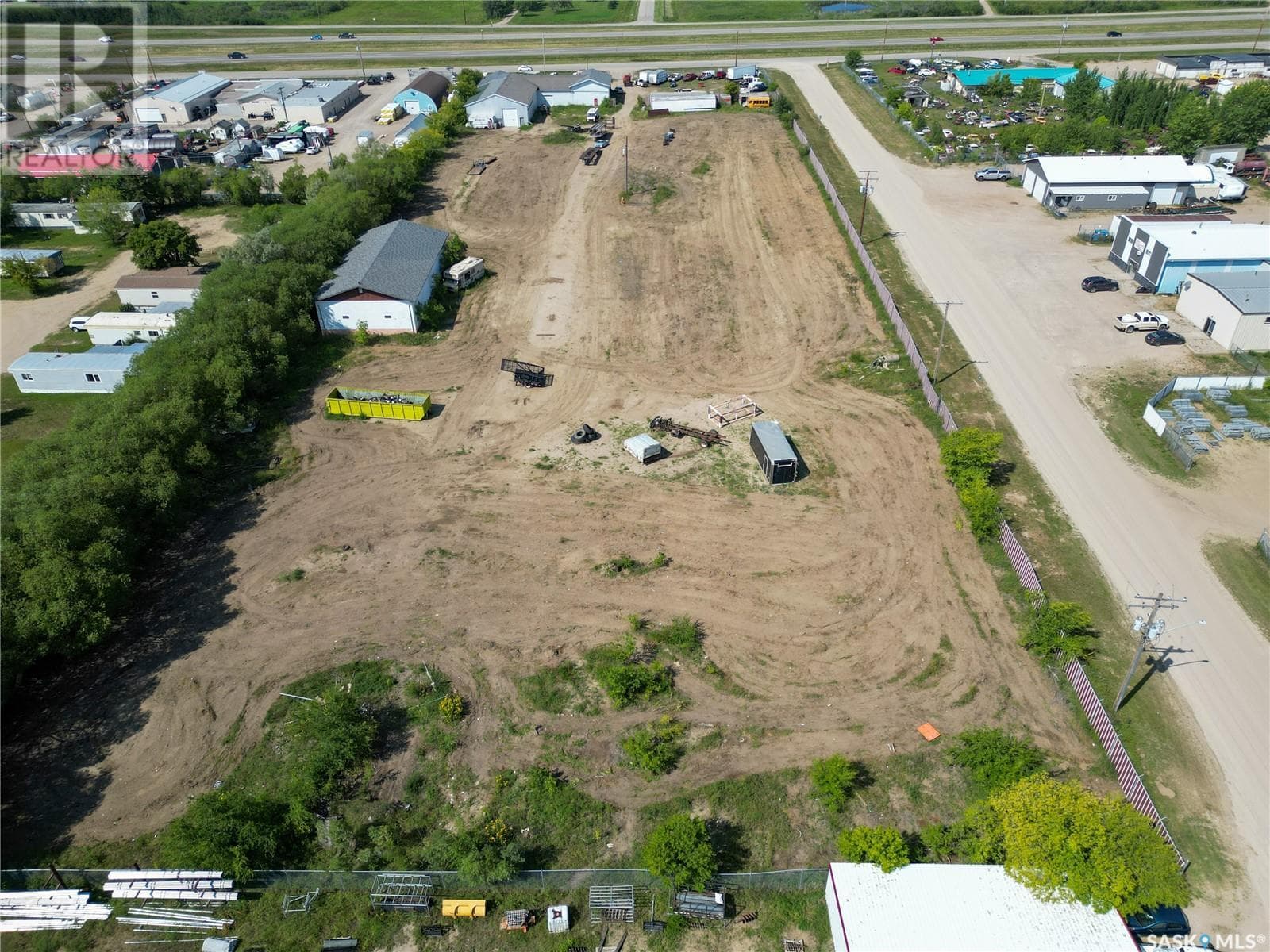 Highway 2 North Compound — photo 4