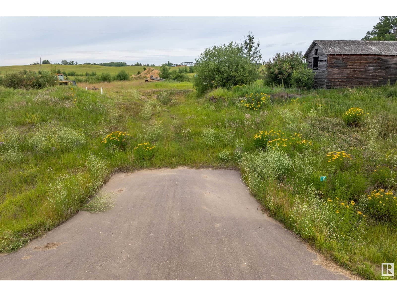 #10 53214 RGE ROAD 13 — photo 2