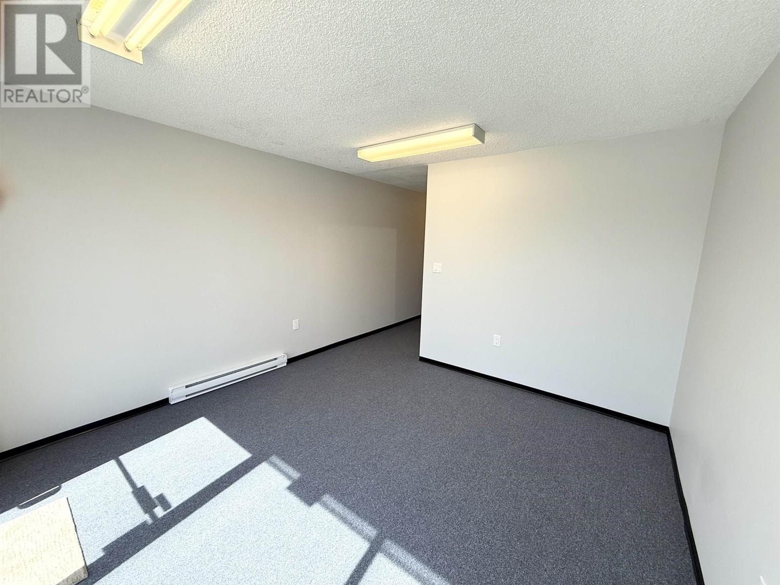 104 4833 BYRNE ROAD photo 5