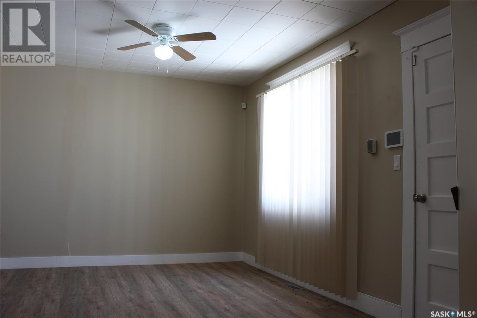 410 Main STREET — photo 2