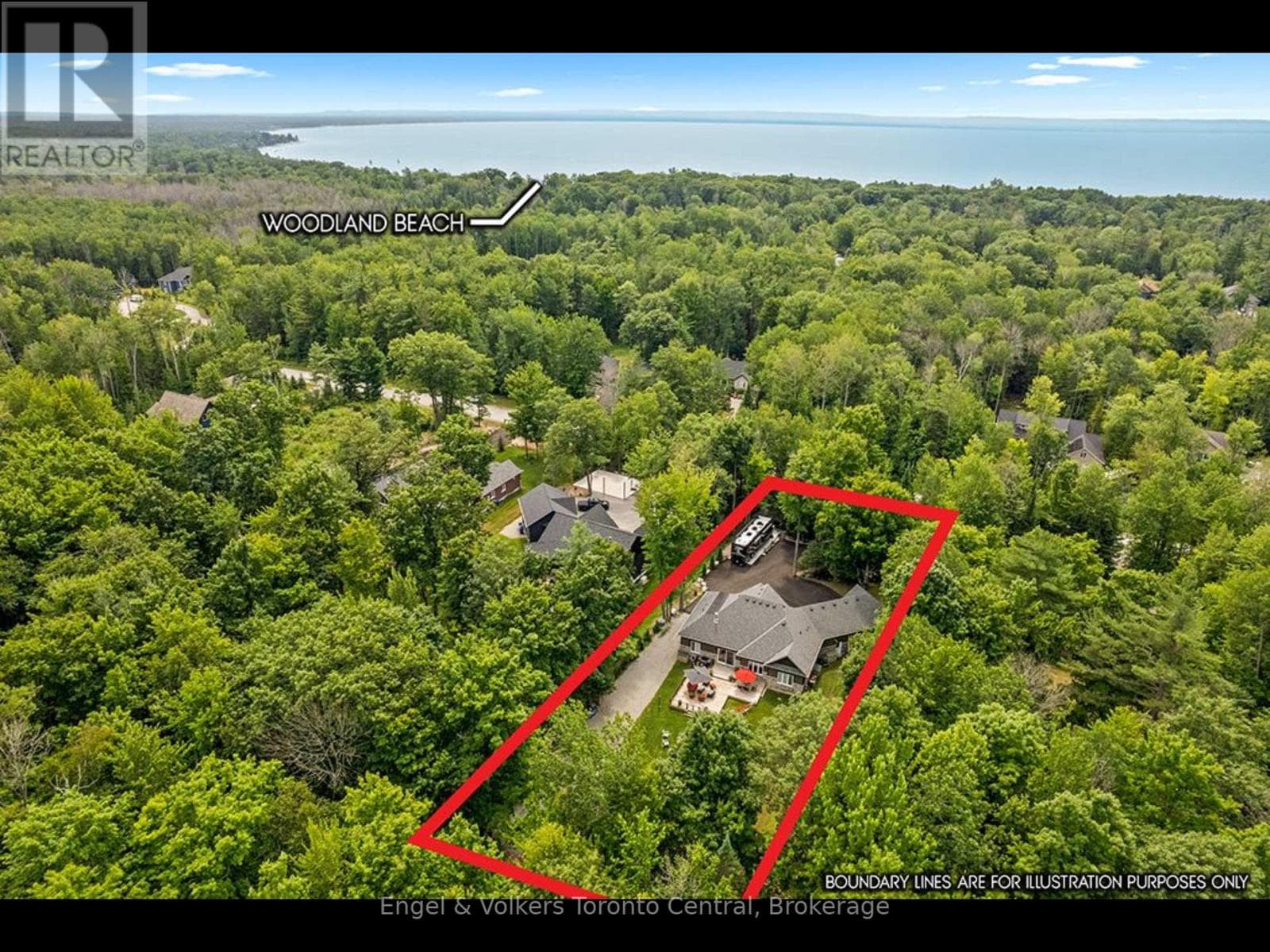 81 SPRUCE STREET photo 4