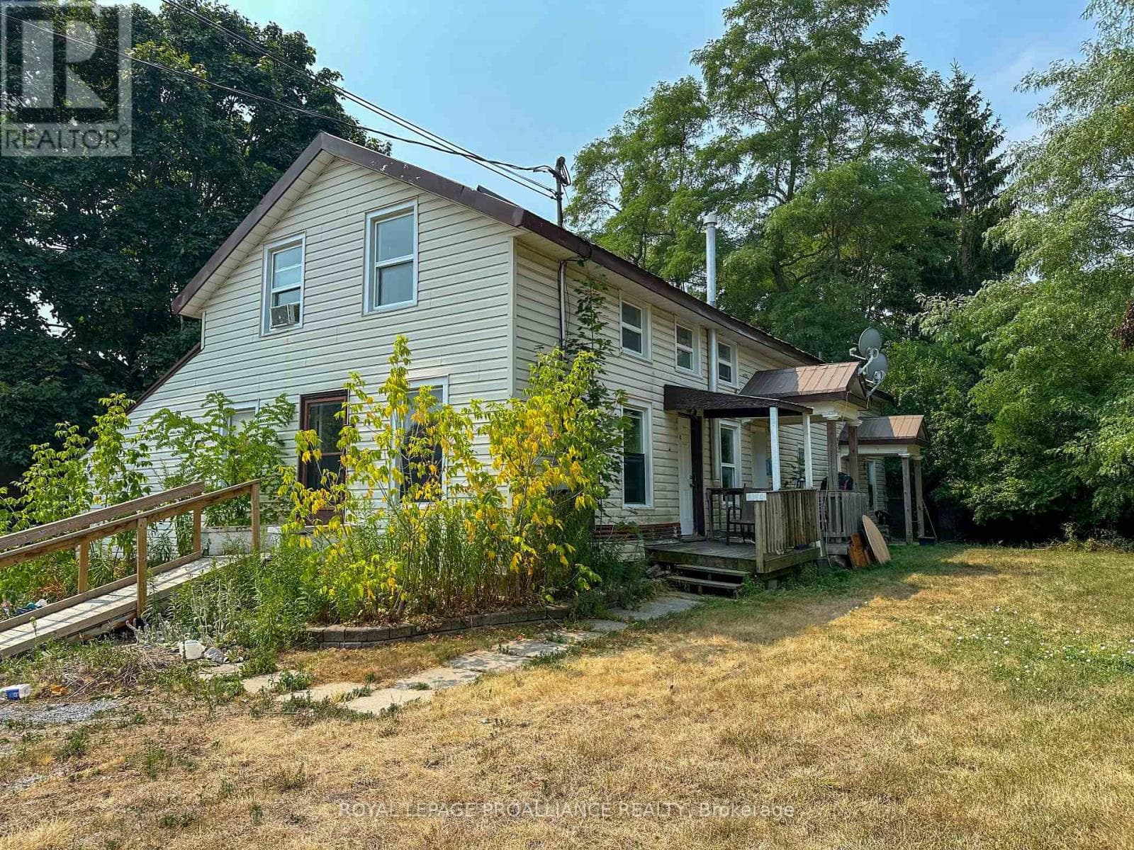 5 bed 4 bath multi-family at 168 YEOMANS STREET — $299,900