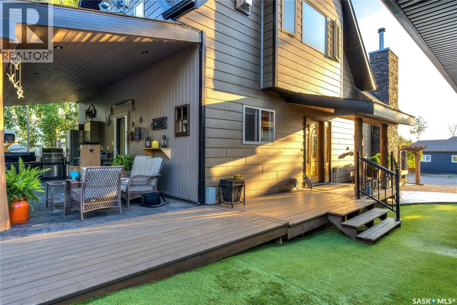 605 Cedar CLOSE — photo 2