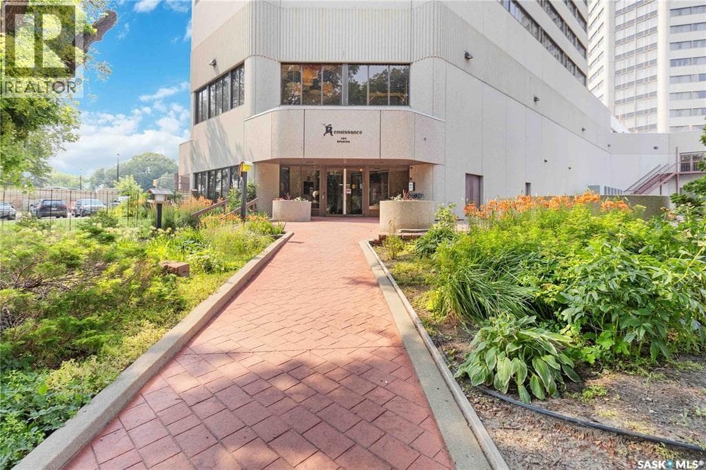 2460 424 Spadina CRESCENT E