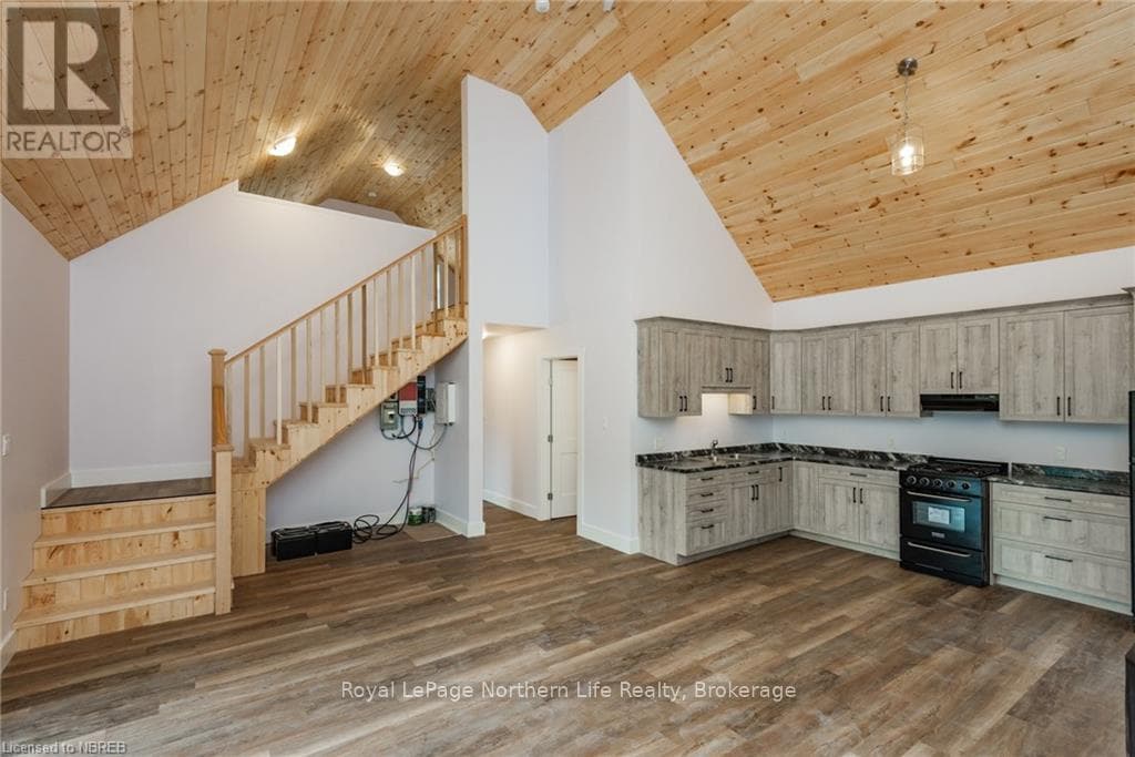 1255 SNAKE CREEK ROAD photo 2