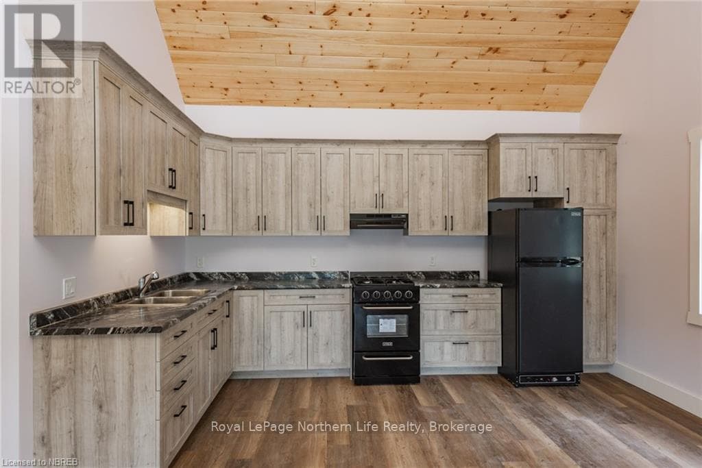 1255 SNAKE CREEK ROAD photo 3