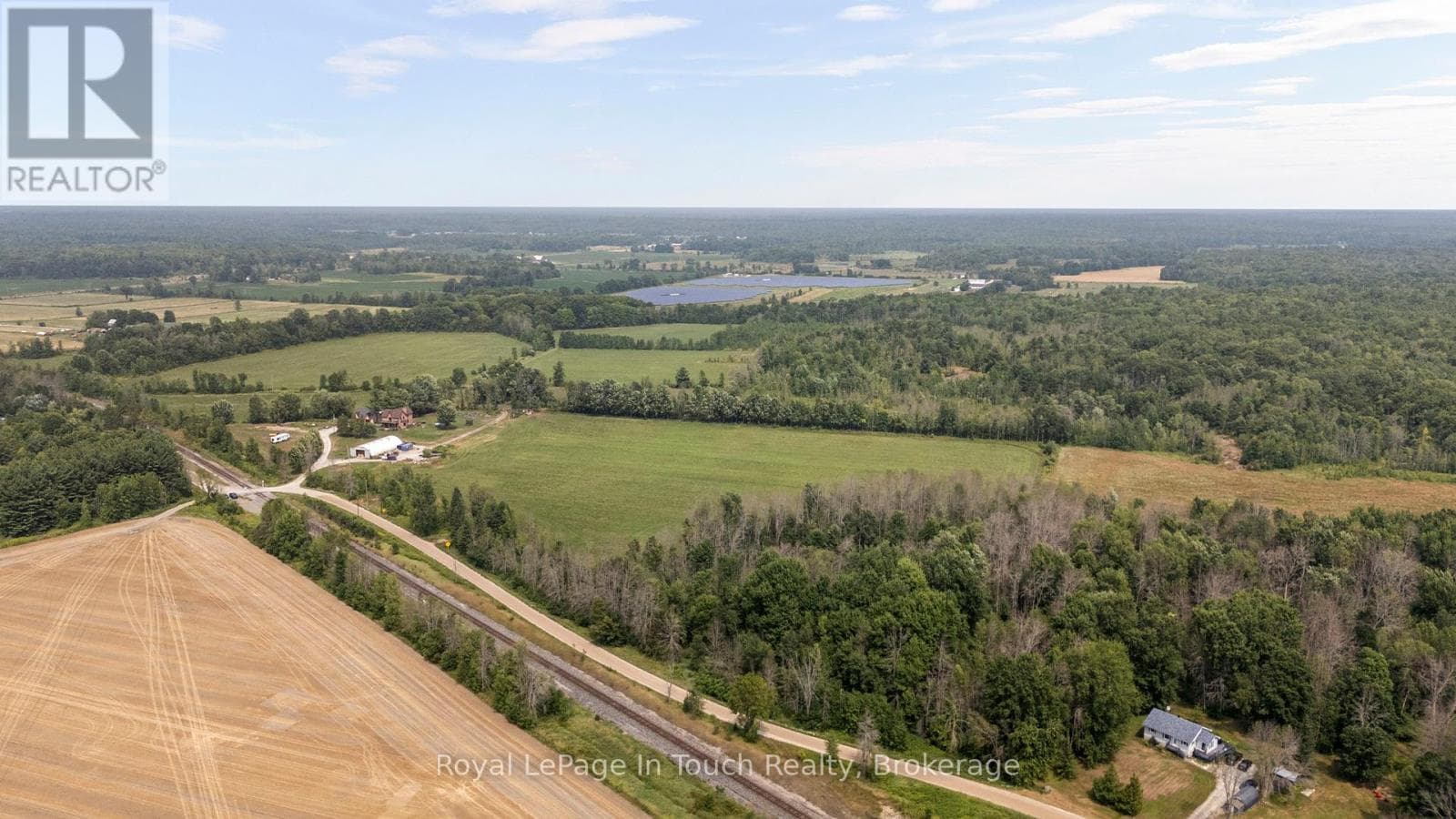 1561 LOVERING LINE photo 4
