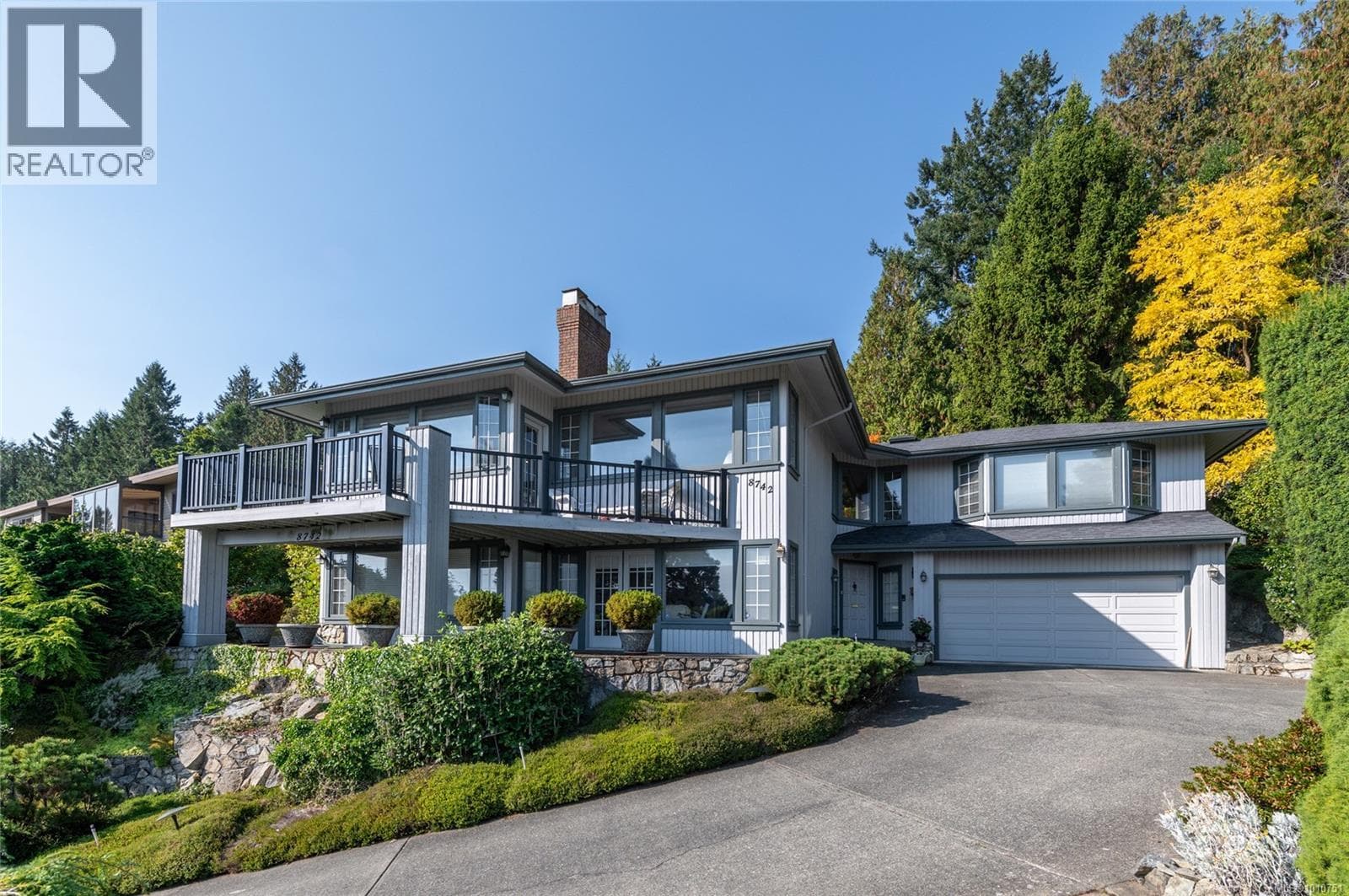 3 bed 3 bath single family at 8742 Pender Park Dr — $1,595,000