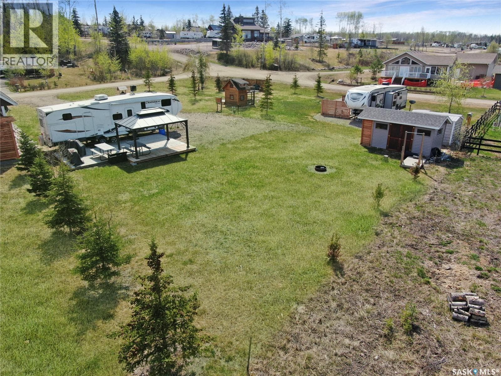 702 Diamond Willow DRIVE — photo 3